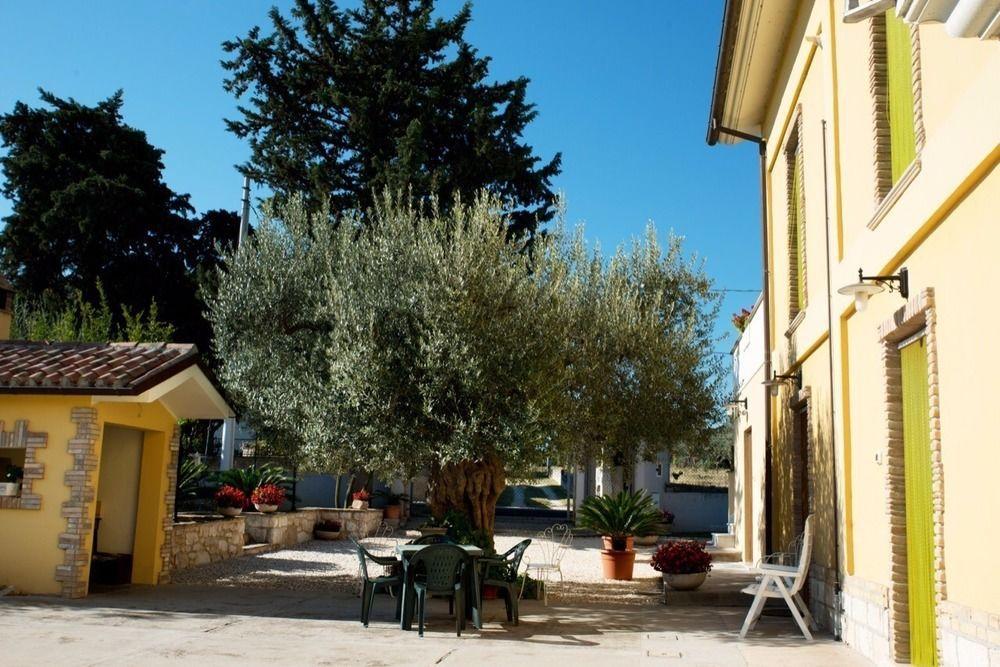 Agriturismo Il Casolare Di Nonno Mario Manoppello Kültér fotó